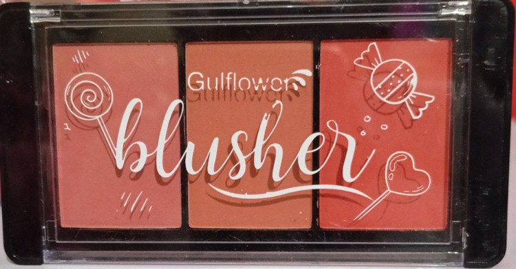 پالت رژ گونه آبنباتی Gulflower دارای سه رنگ زیبا در هر پالت