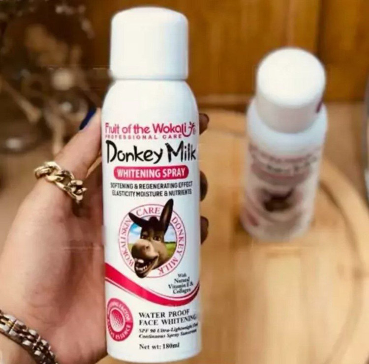 اسپری سفید کننده شیر الاغ پوکه قرمز وکالی حجم 180 میلی لیتر